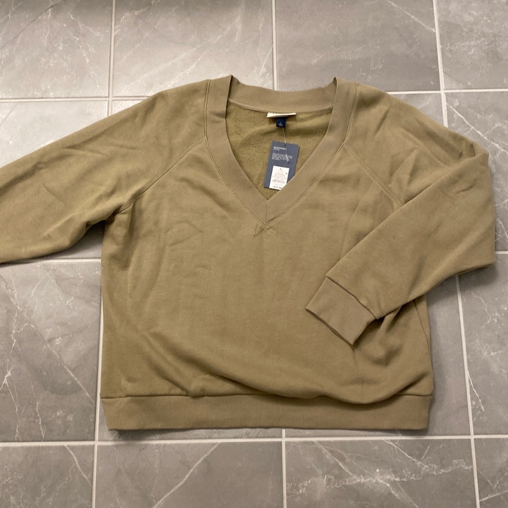 V-neck sweatshirt